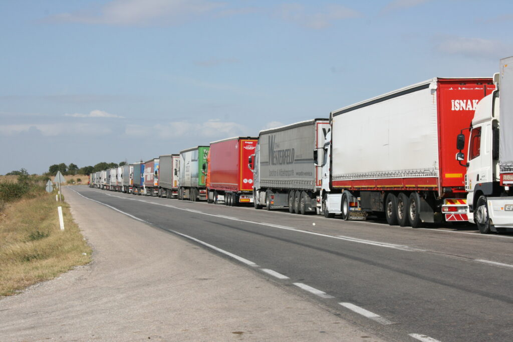 Hamzabeylide 12 kilometre TIR kuyrugu | Edirne Ahval Gazetesi